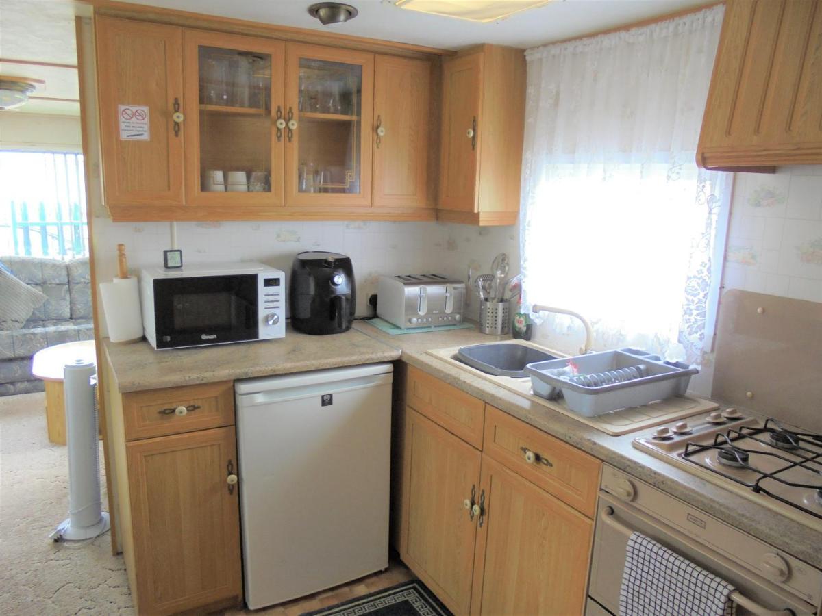 Seaview: The Crown:- 6 Berth, Central Heated, Enclosed Veranda Ingoldmells Exterior photo